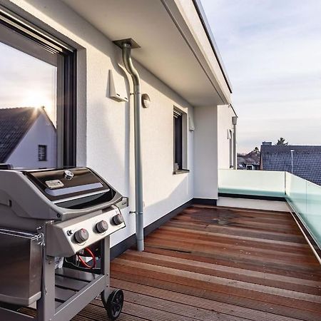 A&V Apartments Wunderschoene Penthouse Wohnung Moers Dış mekan fotoğraf