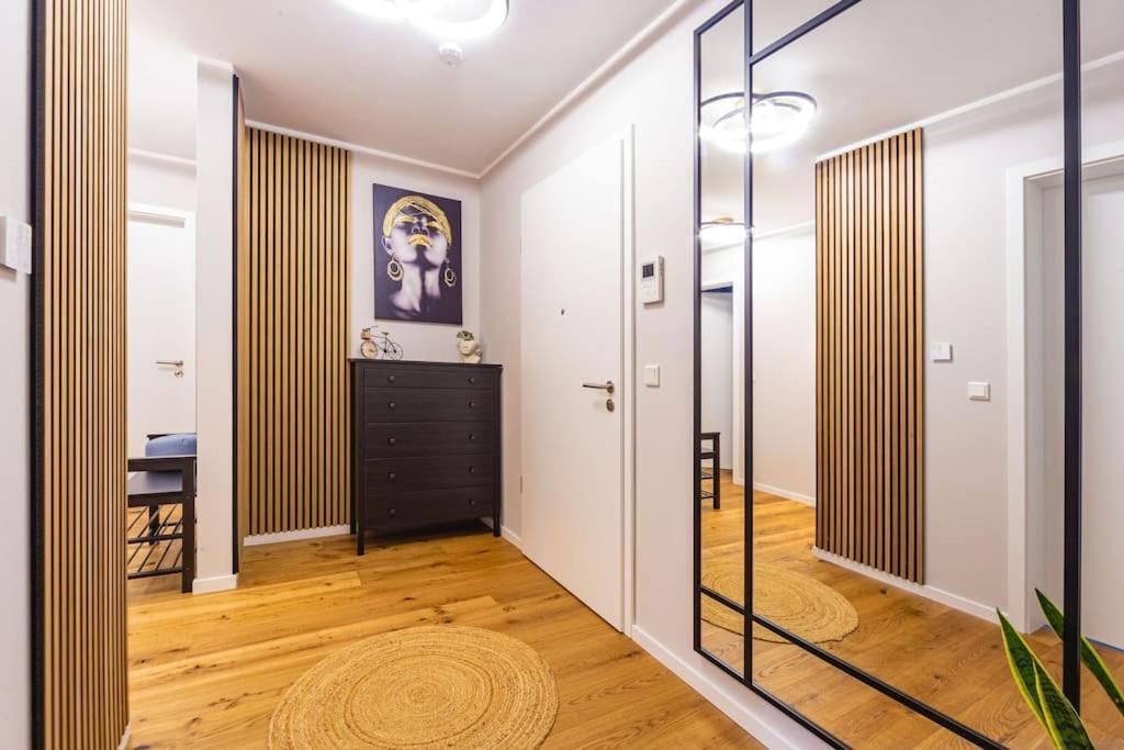 A&V Apartments Wunderschoene Penthouse Wohnung Moers Dış mekan fotoğraf